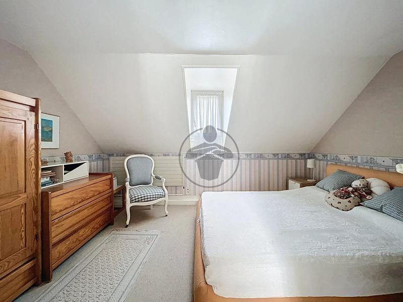 Maison - 188 m² - 6 pièces