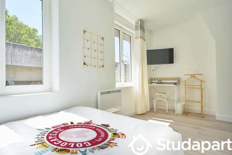 Chambre - 11 m² - 1 pièce