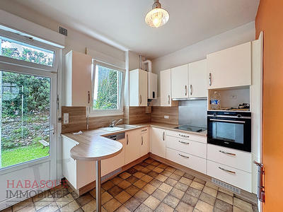 Maison - 104 m² - 6 pièces