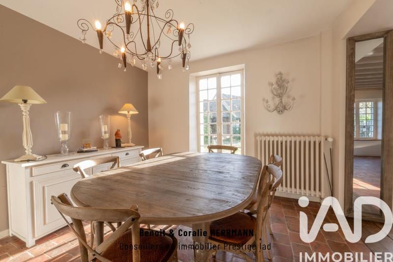 Maison - 180 m² - 6 pièces