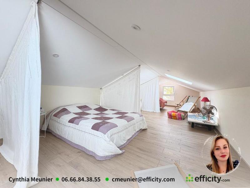 Maison - 157 m² - 7 pièces