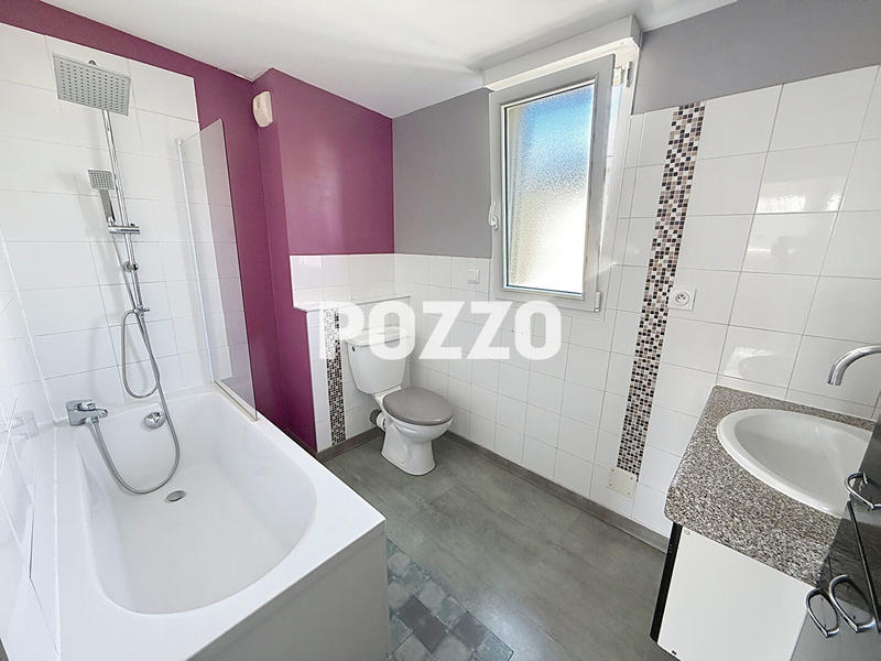 Maison - 76 m² - 4 pièces