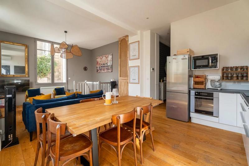 Appartement - 102 m² - 4 pièces