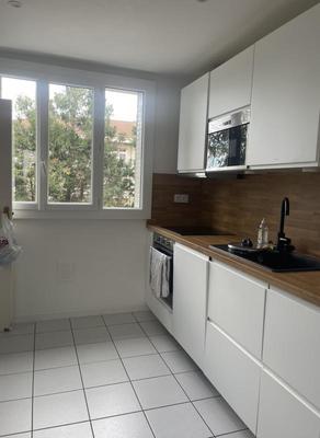 Appartement ancien - 56 m² - 3 pièces