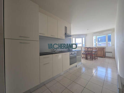 Appartement - 57 m² - 3 pièces