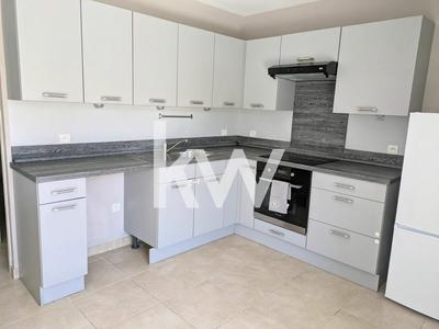 Maison - 99 m² - 4 pièces