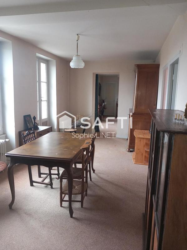 Maison - 232 m² - 11 pièces