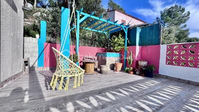 Villa - 97 m² - 6 pièces