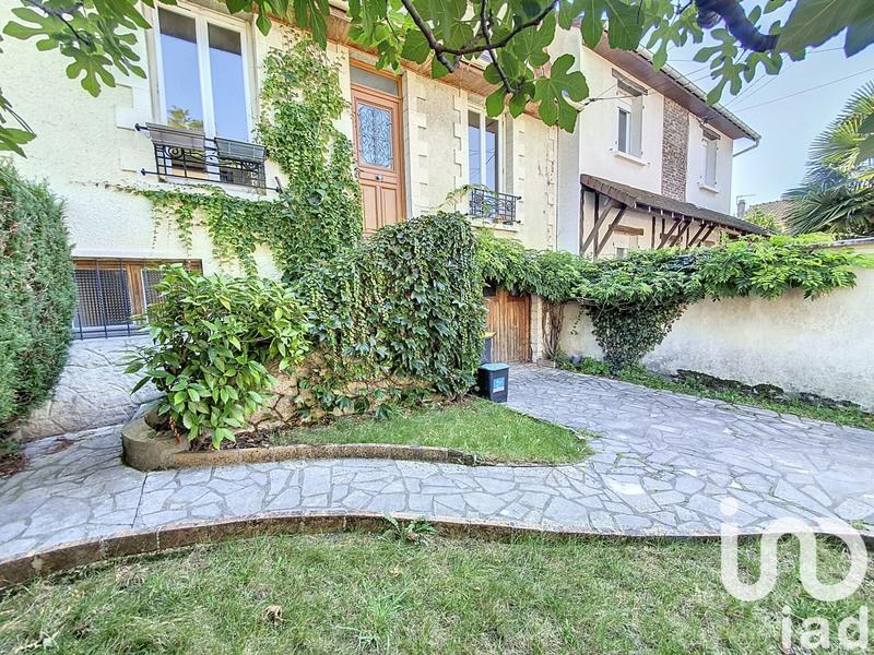 Maison - 80 m² - 4 pièces