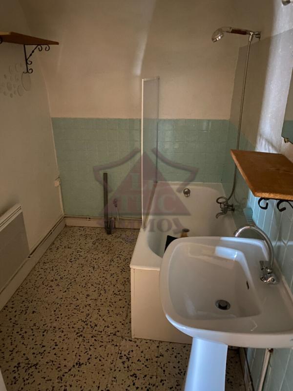 Maison de village - 100 m² - 4 pièces