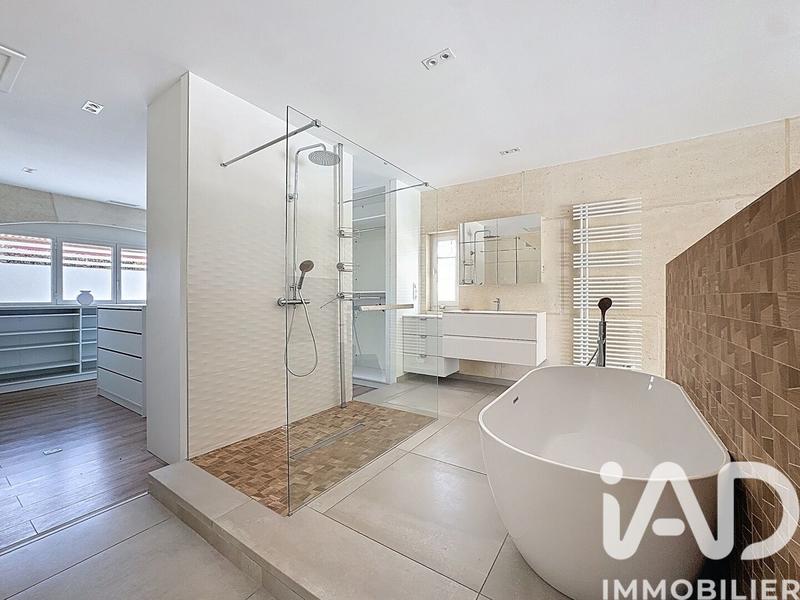 Maison de maîtres - 230 m² - 6 pièces