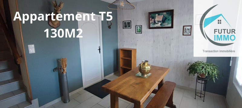 Maison - 215 m² - 8 pièces