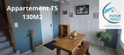 Maison - 215 m² - 8 pièces