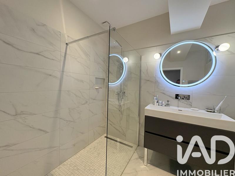 Maison - 193 m² - 7 pièces