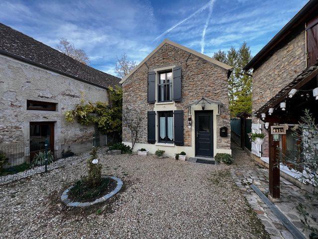 Maison - 81 m² - 5 pièces