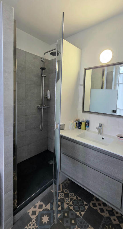 Maison - 180 m² - 7 pièces