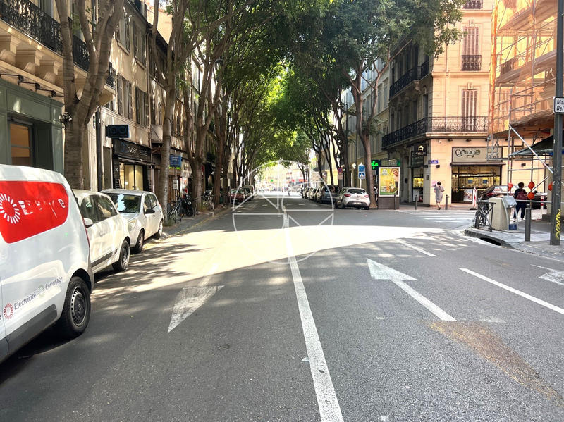 Local commercial - 58 m²