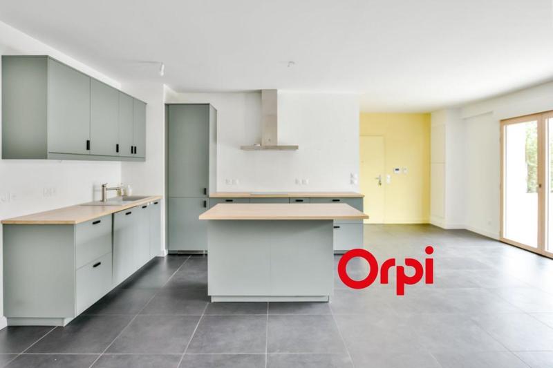 Appartement - 94 m² - 4 pièces