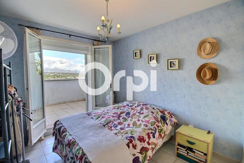 Maison - 200 m² - 5 pièces