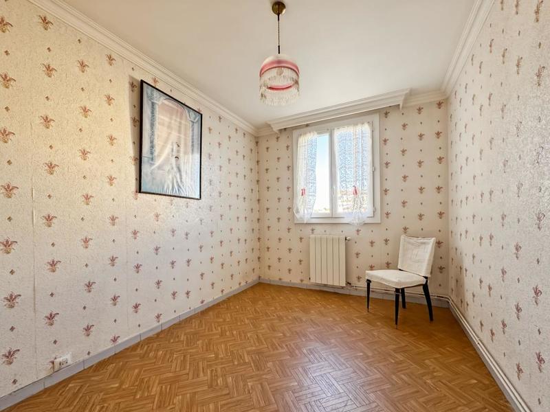 Appartement - 86 m² - 5 pièces