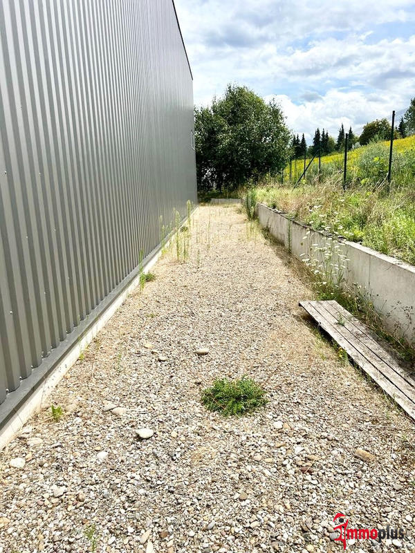 Local commercial - 2 569 m²