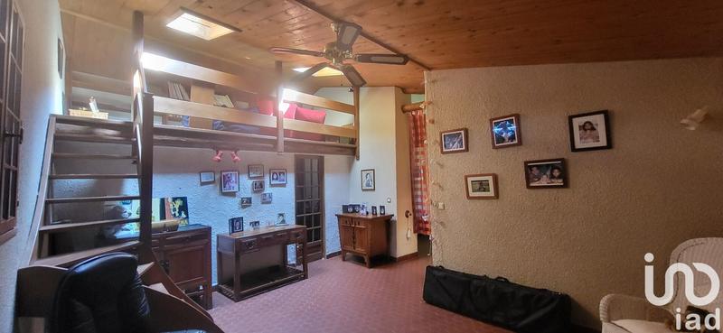 Maison - 390 m² - 11 pièces