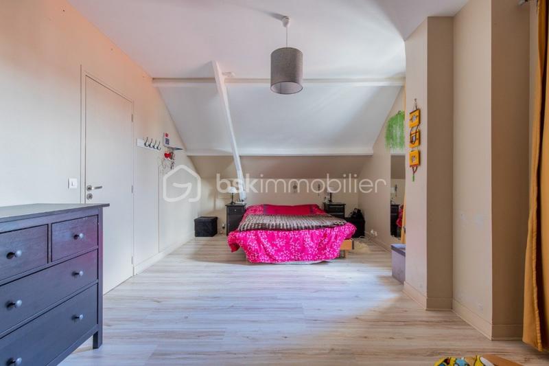 Maison traditionnelle - 118 m² - 4 pièces