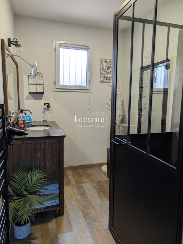 Maison traditionnelle - 90 m² - 5 pièces