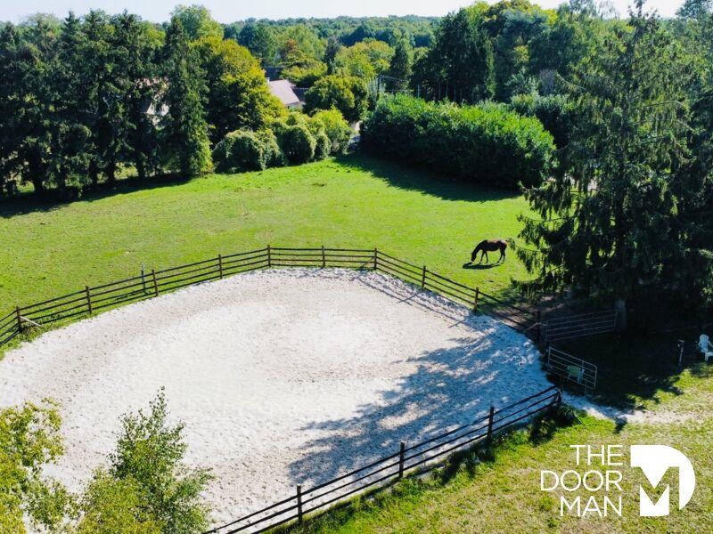 Maison de domaine équestre - 300 m² - 9 pièces