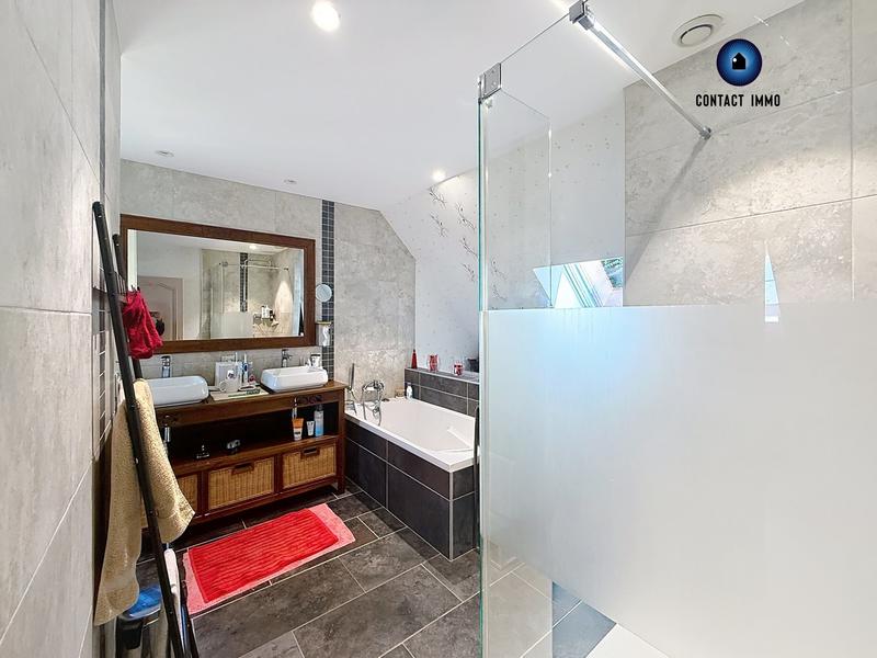 Maison - 176 m² - 5 pièces