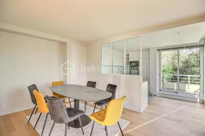 Appartement - 105 m² - 4 pièces