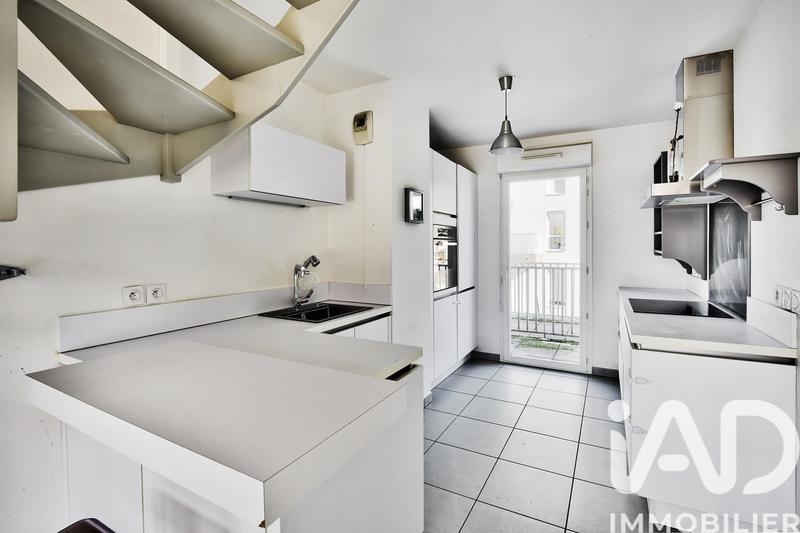 Appartement - 100 m² - 4 pièces