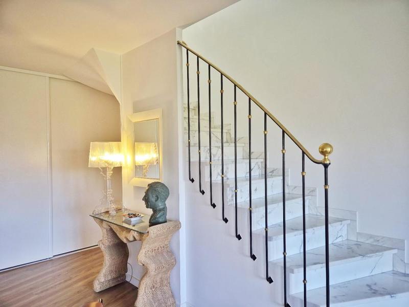 Duplex - 225 m² - 5 pièces