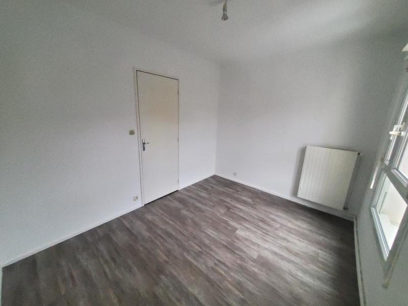 Appartement ancien - 77 m² - 4 pièces