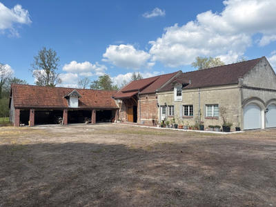 Maison - 297 m² - 8 pièces