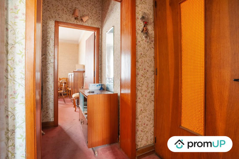 Local commercial - 250 m² - 3 pièces