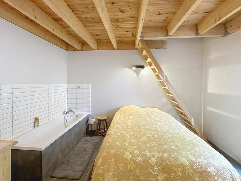 Maison - 320 m² - 9 pièces