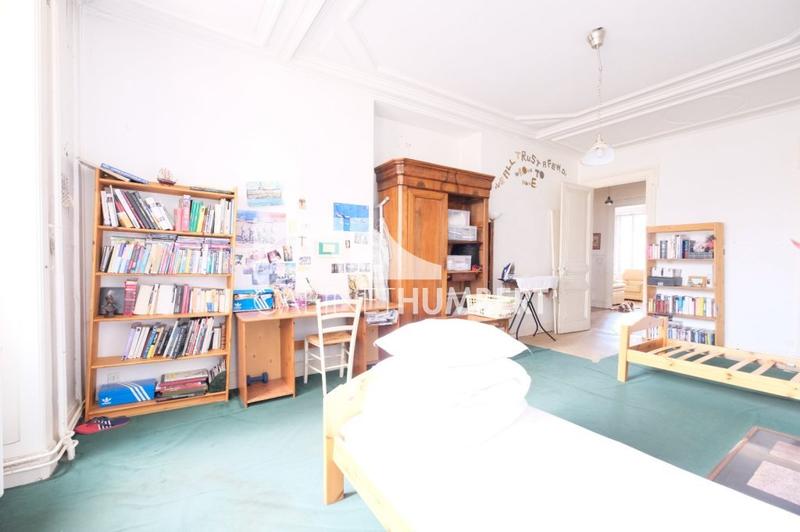 Appartement - 152 m² - 5 pièces