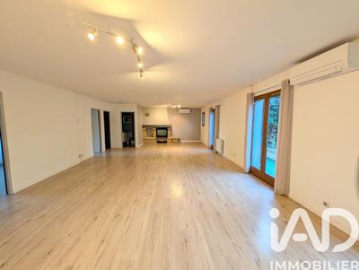 Maison - 136 m² - 5 pièces