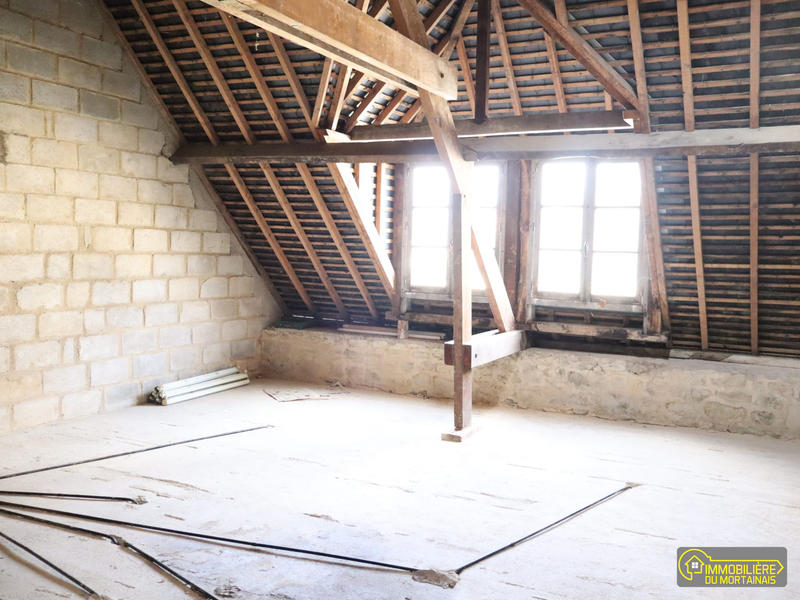 Maison - 168 m² - 8 pièces