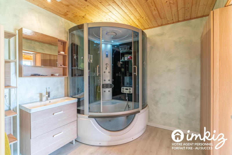 Maison - 290 m² - 10 pièces