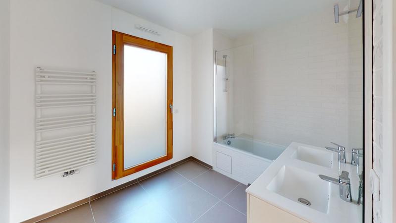 Appartement - 106 m² - 4 pièces