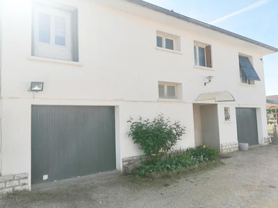 Maison - 80 m² - 8 pièces