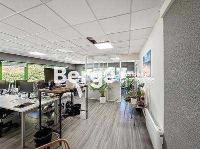 Bureau - 700 m²