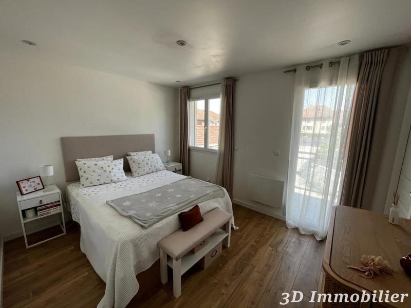 Maison - 110 m² - 6 pièces