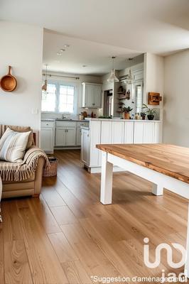 Maison - 102 m² - 4 pièces