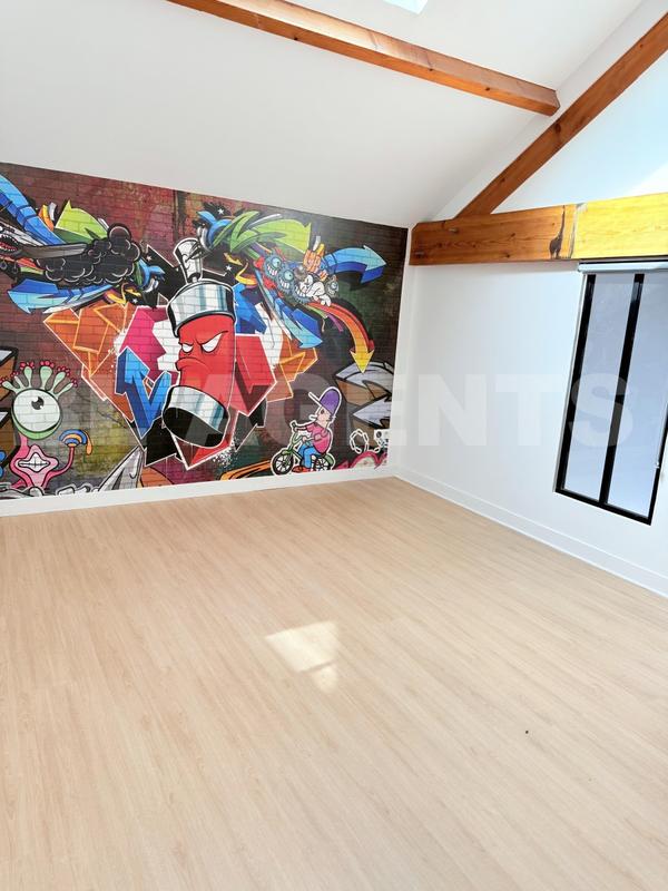 Maison traditionnelle - 121 m² - 6 pièces