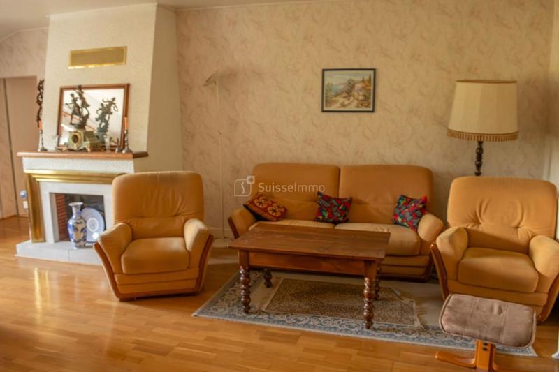 Maison de village - 273 m² - 8 pièces