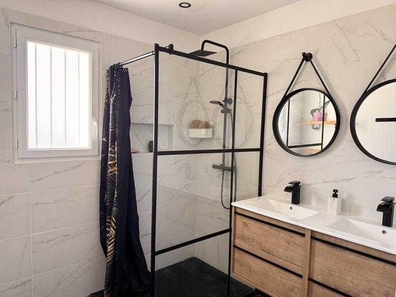 Maison - 98 m² - 4 pièces