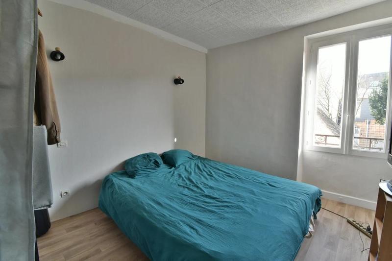 Maison - 189 m² - 9 pièces